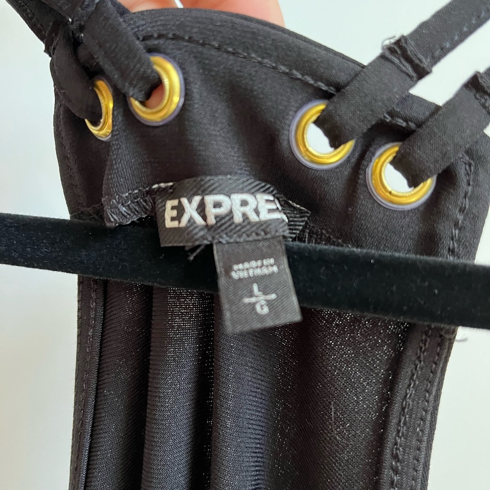 Express Tank - Picture 2 of 3